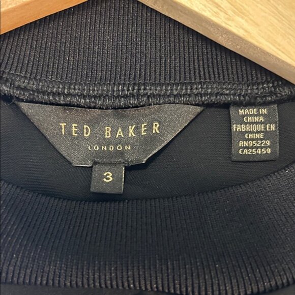 Ted Baker Women's Black Krina Highland Embroidered Sleeve Pullover Size 3 (8 US) - Picture 5 of 10